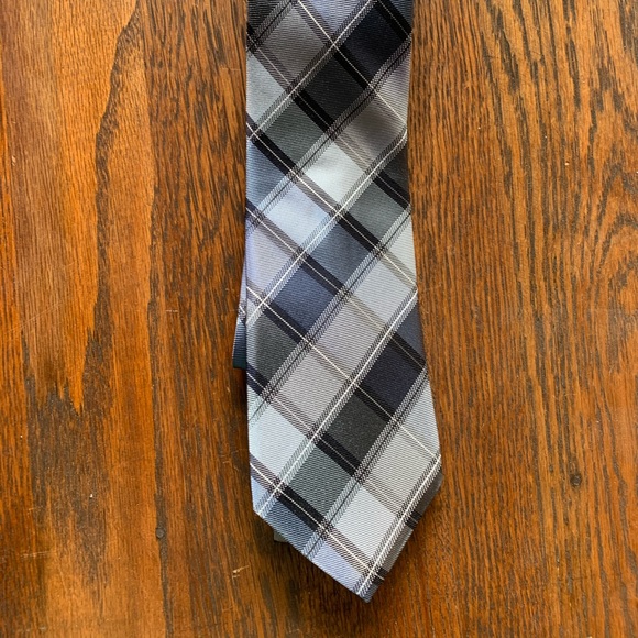 Calvin Klein Tie (3.25”) - Picture 1 of 4
